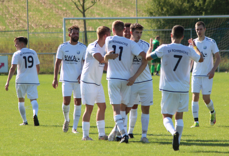 Können die Rohrbacher auch am Donnesrtag im Pokal-Achtelfinale in Sulzfeld wieder jubeln?