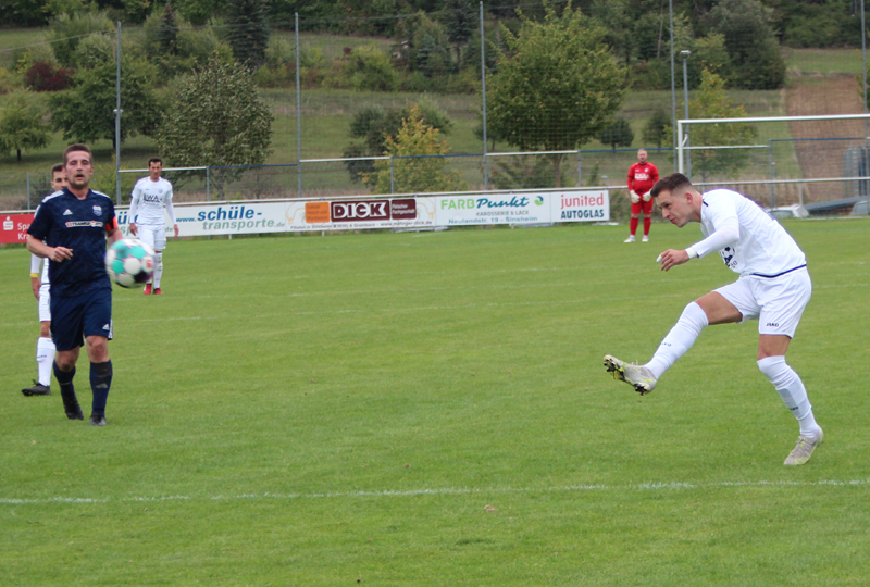 Bauer erzielt per Distanzschuss den 4:0-Endstand