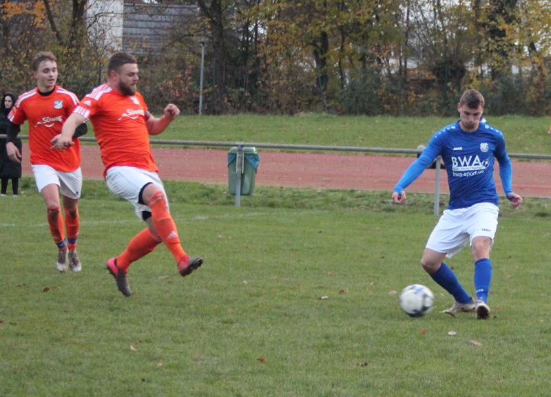 Tim Hockenberger am Ball