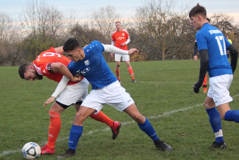 Luis Aras im Zweikampf