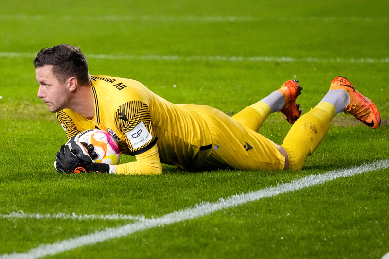 SVS-Keeper Drewes hält den Auswärtssieg fest