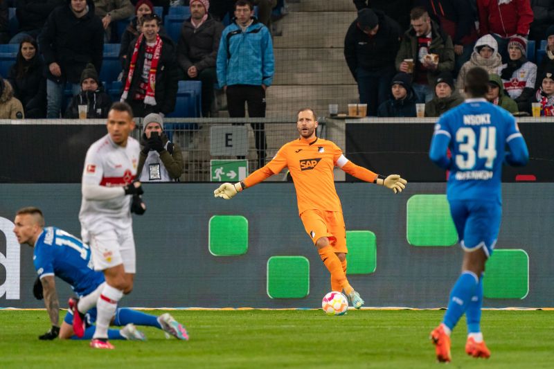 Ratlose Geste bei Torhüter Oliver Baumann