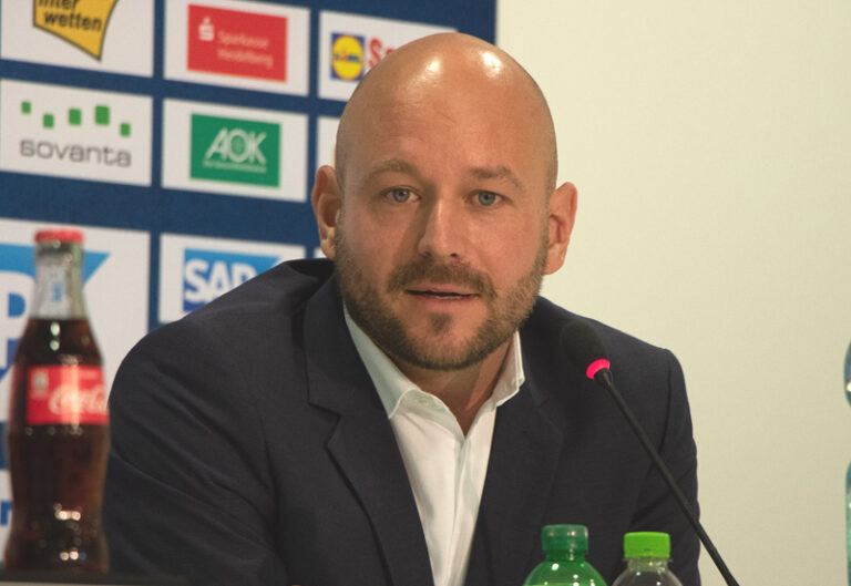 Rosen soll laut Boulevard vor der Ablösung stehen