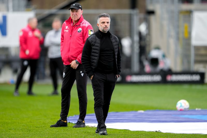 Ratlose Blicke bei Cheftrainer Oral und Co-Trainer Kleppinger