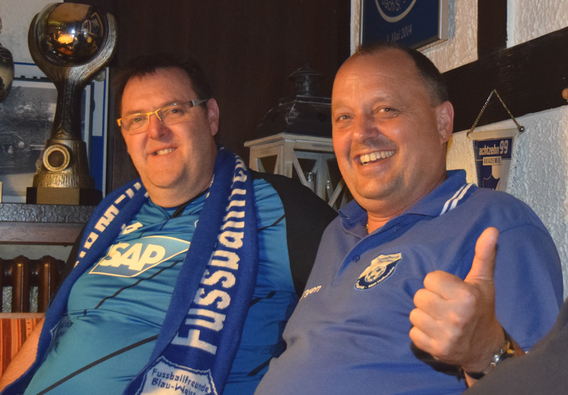 Schock und Bauer gehörten viele Jahre zur Vorstandschaft des 1899-Fanclubs FUSSBALLFEUNDE BLAU-WEISS