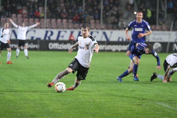 Jakub Kosecki fällt gegen Eintracht Braunschweig verletzt aus