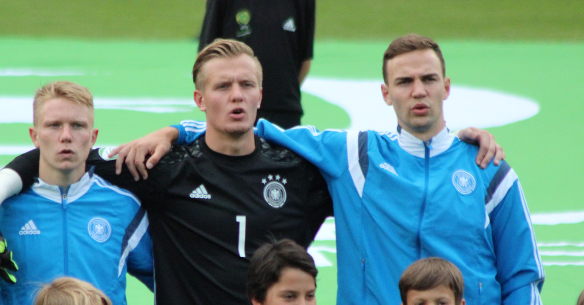 Benedikt Gimper (re.) führte als Kapitän die deutsche U19 zur WM nach Südkorea