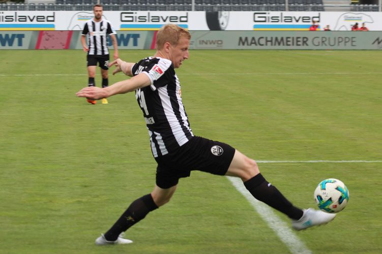 Perfekte Ballannahme - Klingmann zählt zu den Leistungsträgern beim SV Sandhausen