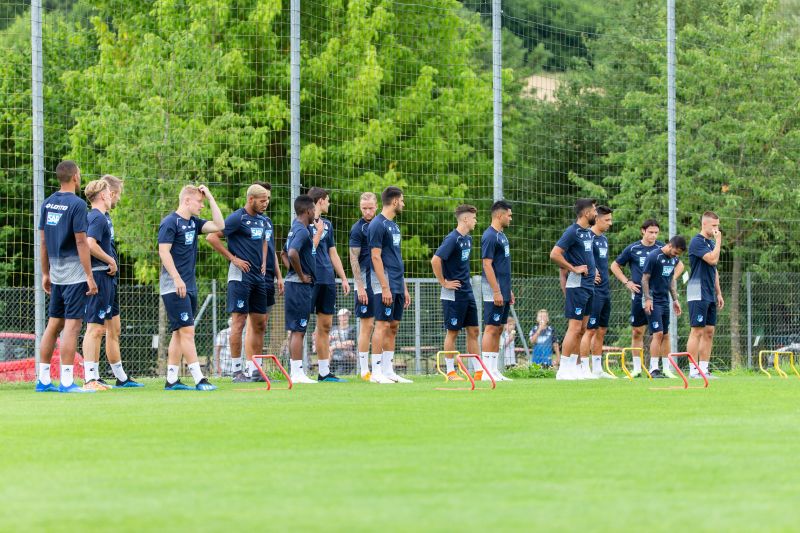 Hoffenheims Profikader bei der Saisonvorbereitung