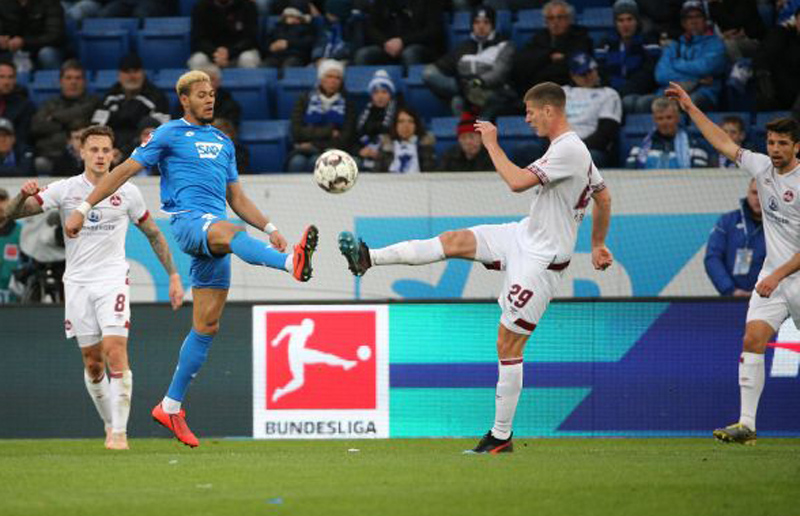 Fußballballett - links Joelinton