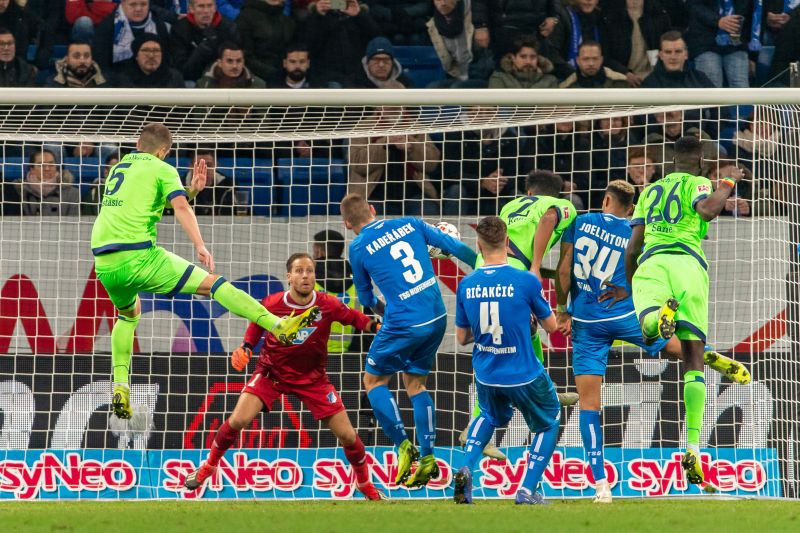 TSG-Keeper Baumann mit gespanntem Blick