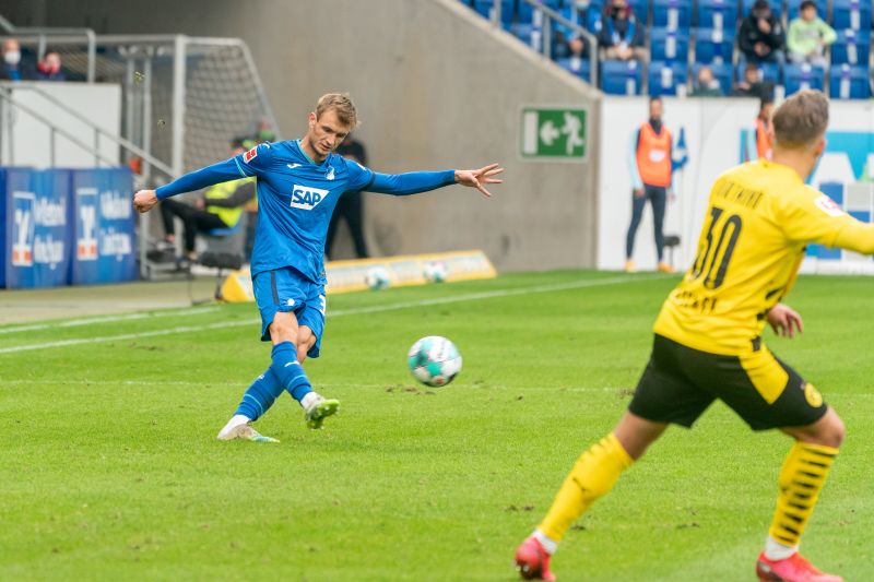 Stefan Posch (li.) steht im Saisonendspurt wieder voll zur Verfügung.