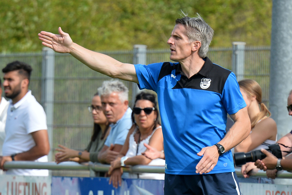 Joachim Heger bleibt dem SV Rohrbach/S. auch in der nächsten Saison als Cheftrainer erhalten.