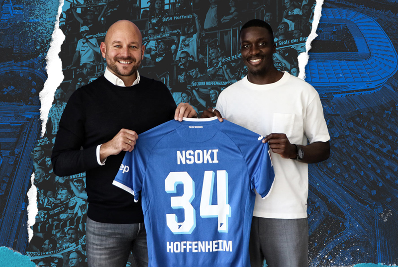 Alex Rosen (li.) präsentiert Neuzugang Stanley Nsoki