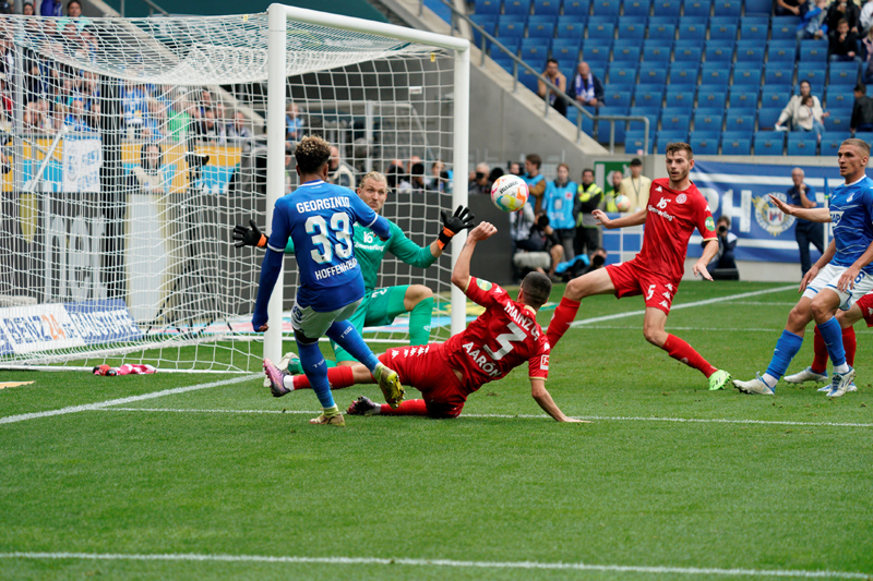 Rutter besorgt die Vorarbeit zur Hoffenheimer 1:0-Führung